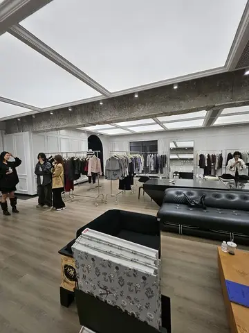 라이브 쇼룸